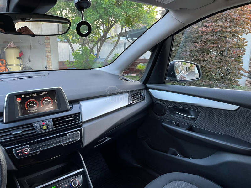 BMW 218 Rezervisan