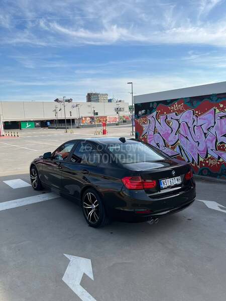 BMW 318 