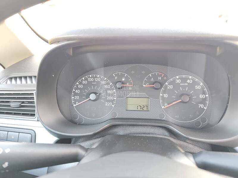 Fiat Grande Punto /FABRIČKO STANJE/