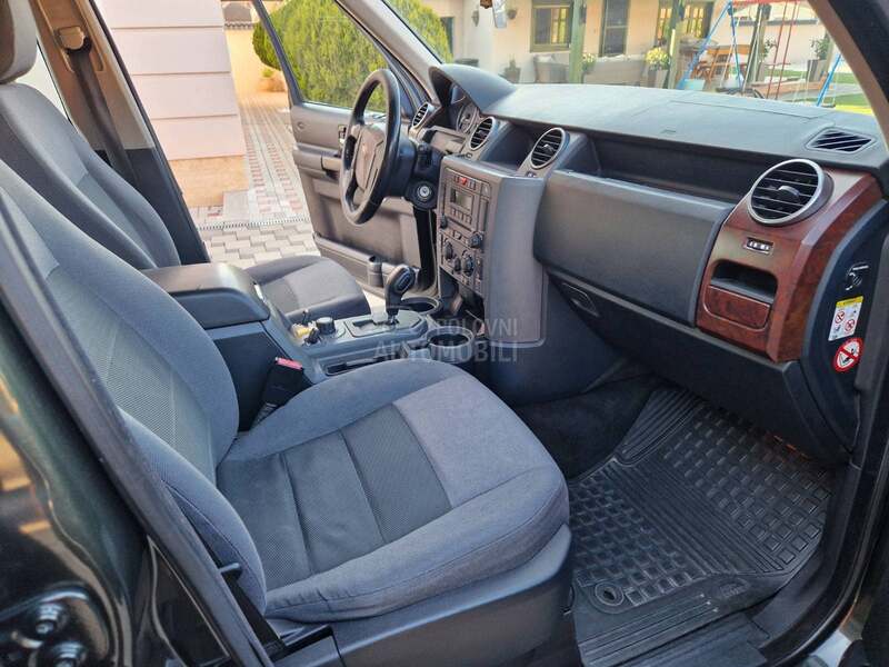 Land Rover Discovery 3