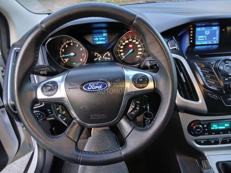 Ford Focus 1.6 i  150 ps