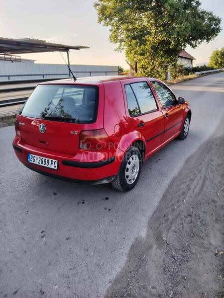 Volkswagen Golf 4 