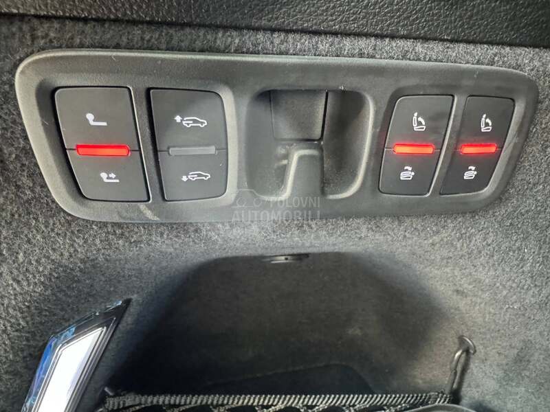 Audi Q7 50TDI S-Line/7SED