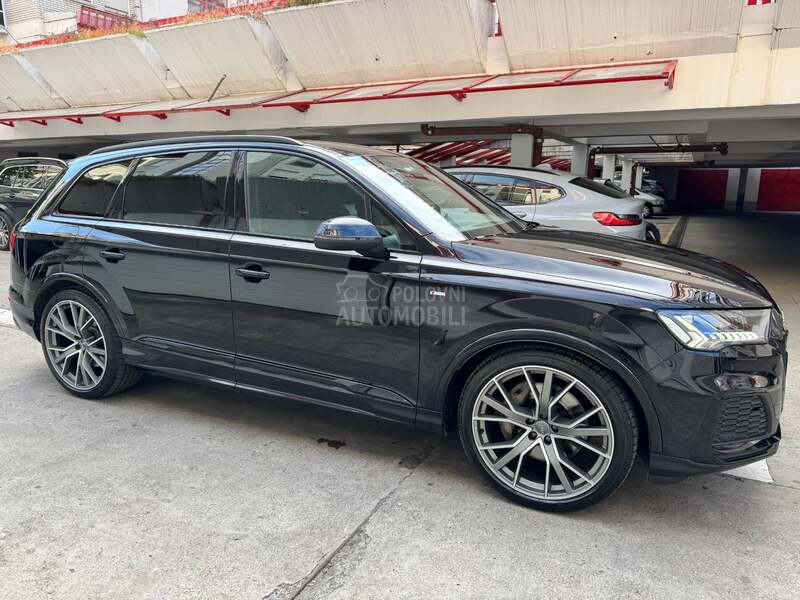 Audi Q7 50TDI S-Line/7SED