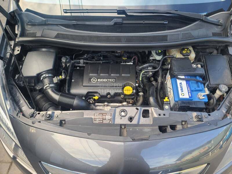 Opel Meriva 1.4t COSMO NOVA ch