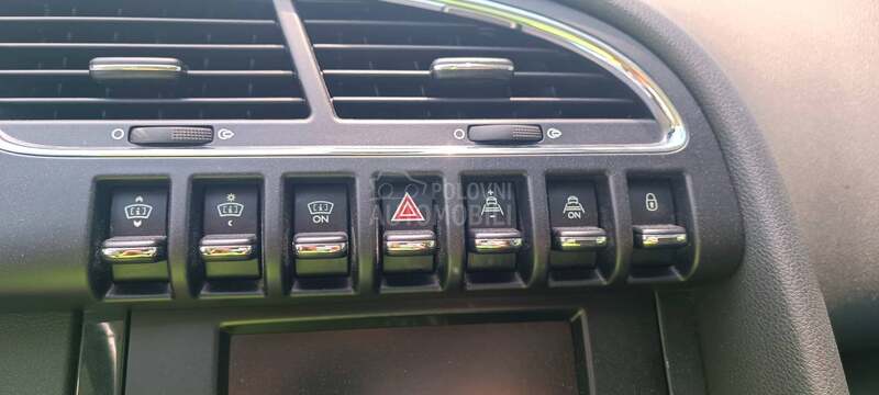 Peugeot 3008 1.6hdi aut f.u.l.l