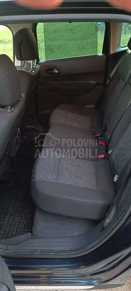 Peugeot 3008 1.6hdi aut f.u.l.l