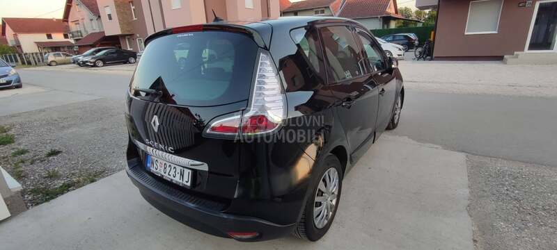 Renault Scenic 1.2