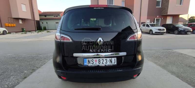 Renault Scenic 1.2