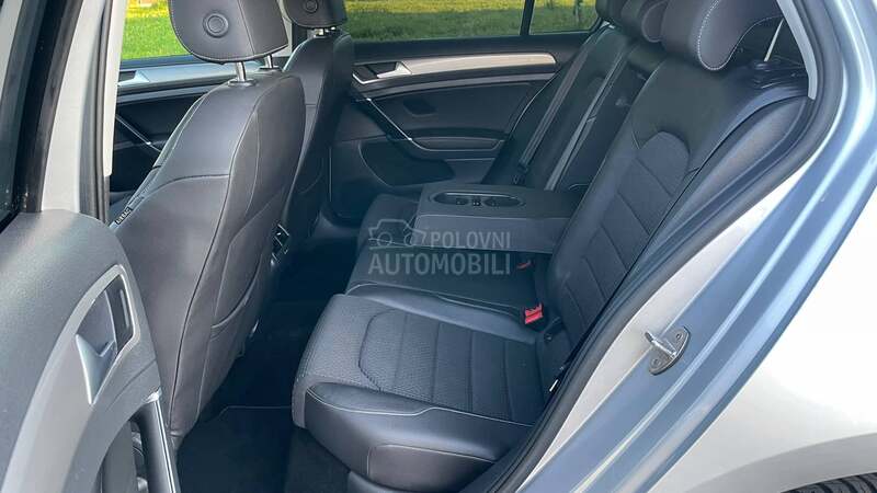 Volkswagen Golf 7 1.6TDI/KOŽA/R-LINE