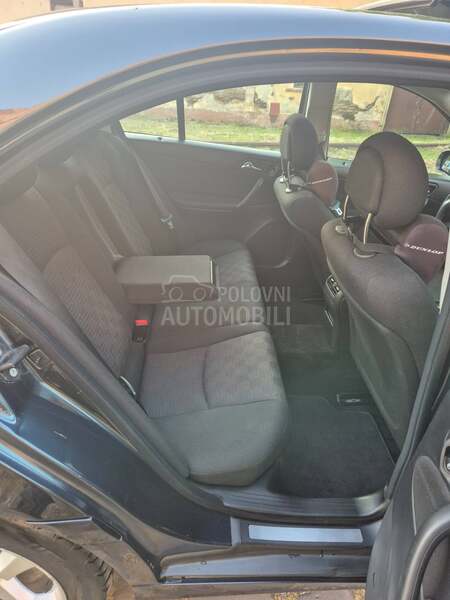 Mercedes Benz C 180 