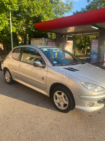 Peugeot 206 