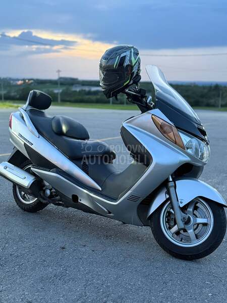 Suzuki burgman