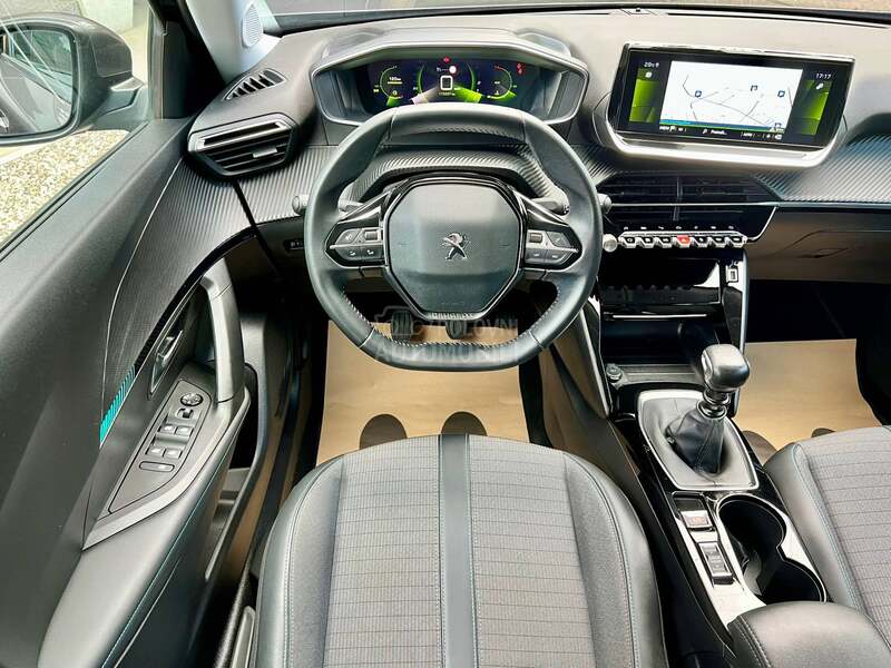 Peugeot 2008 1.5HDi/Allure/3DVirt