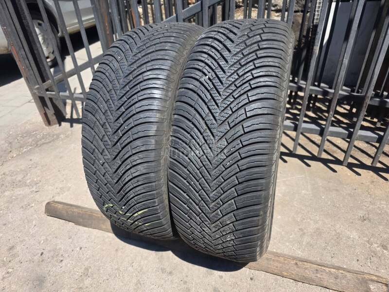 Vredestein 225/55 R16 Sve sezone