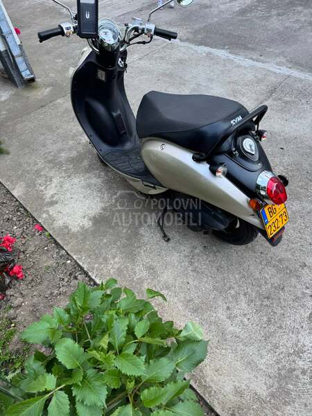 Sym Mio