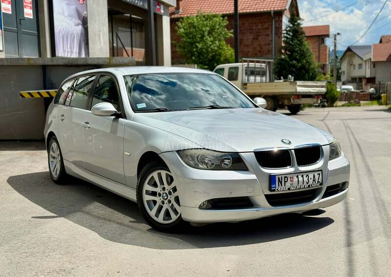 BMW 320 Touring / HITCENA