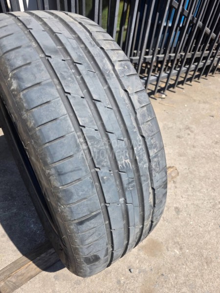 Hankook 225/55 R17 Letnja