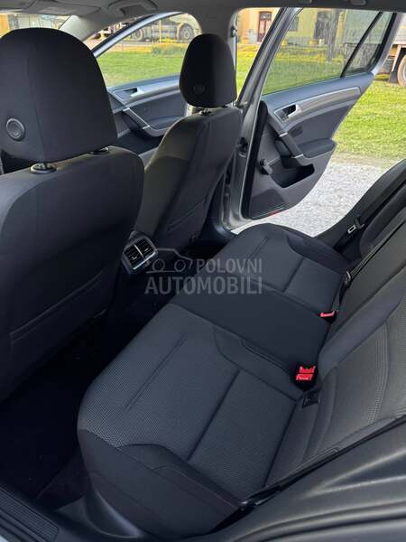 Volkswagen Golf 7 1.6TDI/XENON/F-ULL