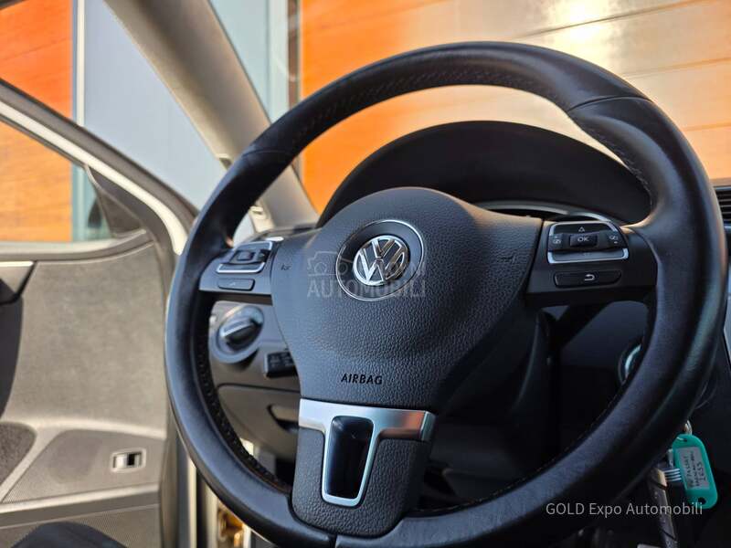 Volkswagen Passat B7 Alltrack 2.0 TDi 4WD CARAT