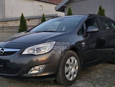 Opel Astra J 1.4 CH
