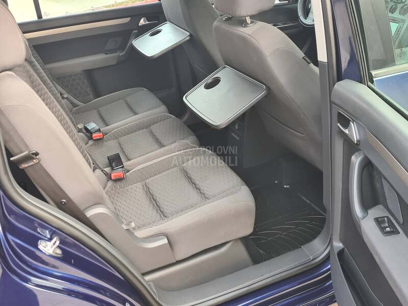 Volkswagen Touran 1.9tdi NAAVIGACIJA
