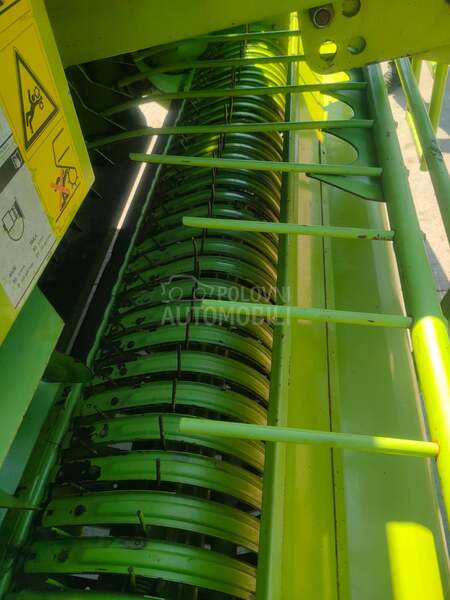 Claas Rollant 340