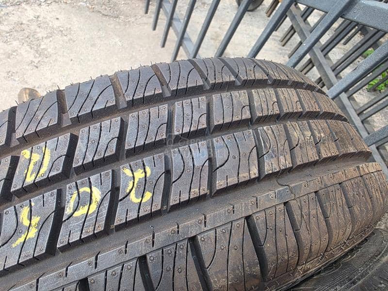 Goodyear 215/65 R16 Sve sezone