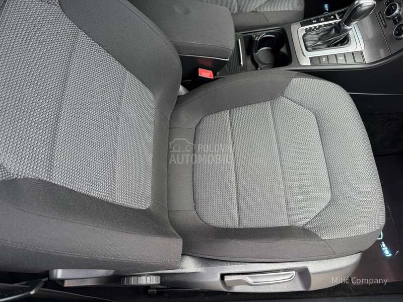 Volkswagen Passat B7 