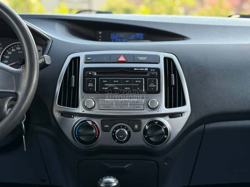 Hyundai i20 1.2 Restyling SWlSS