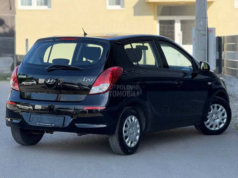 Hyundai i20 1.2 Restyling SWlSS