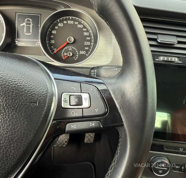 Volkswagen Golf 7 TDI DSG/PANO
