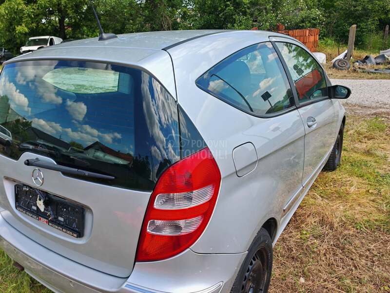 Mercedes Benz A 160 160cdi 2006. god. -  kompletan auto u delovima