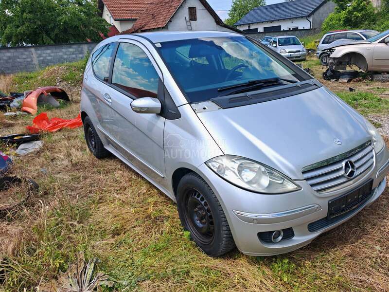 Mercedes Benz A 160 160cdi 2006. god. -  kompletan auto u delovima