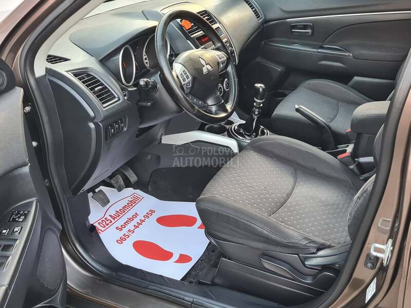 Mitsubishi ASX 1.8DI-D 4x4 PAANORAM