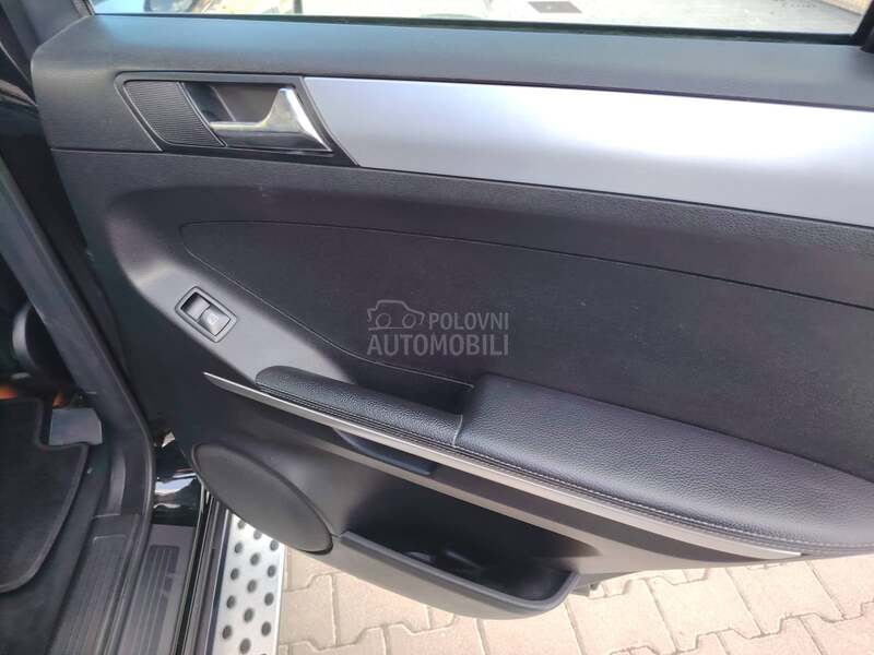 Mercedes Benz ML 320 SPORT 4MATIC