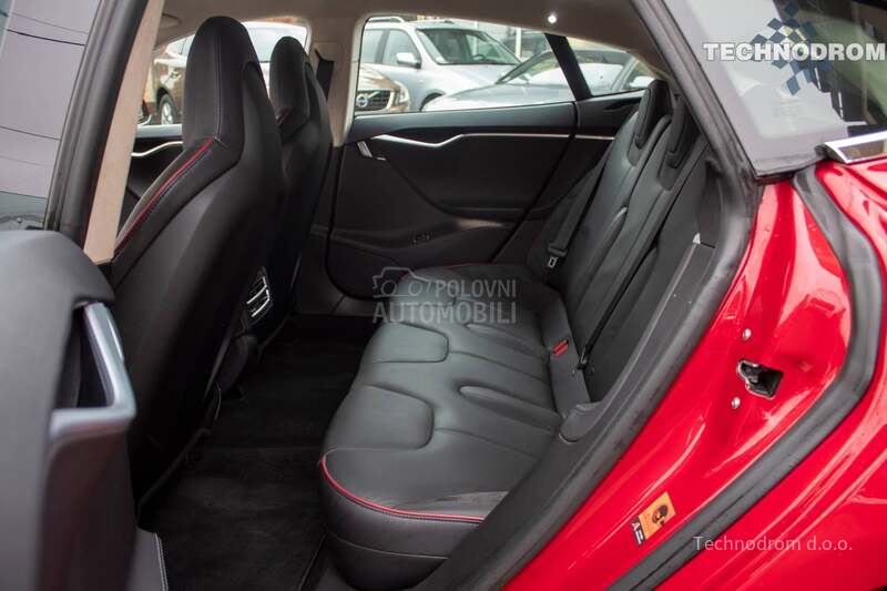 Tesla Model S P85 PLUS