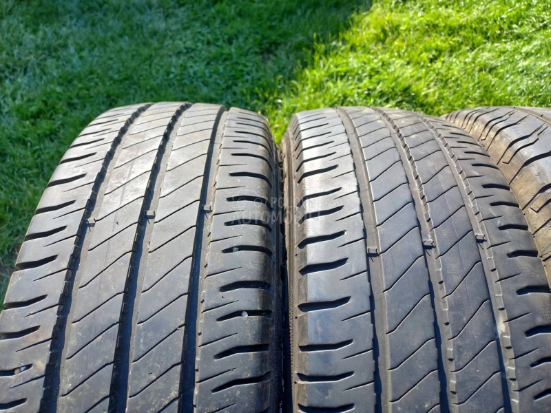 Continental 225/65 R16 Letnja