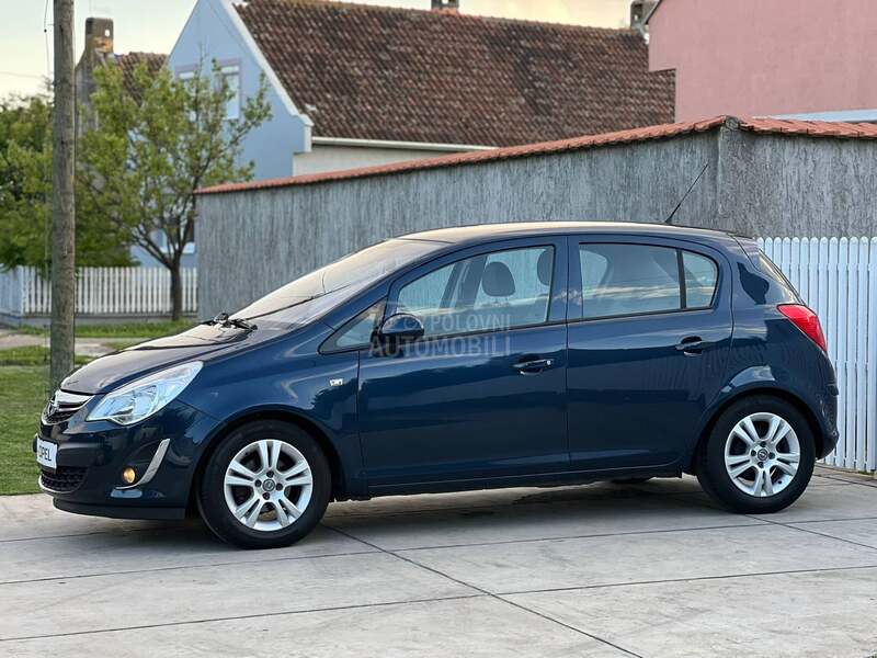 Opel Corsa D 1.3 ecoflex/COSMO