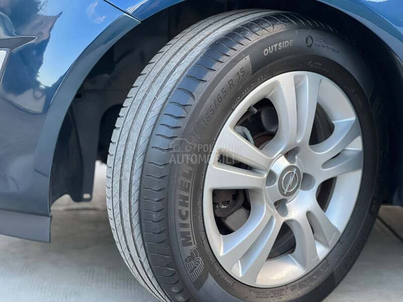 Opel Corsa D 1.3 ecoflex/COSMO