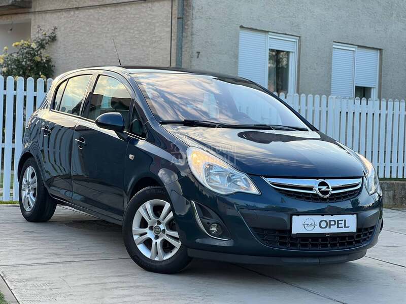 Opel Corsa D 1.3 ecoflex/COSMO