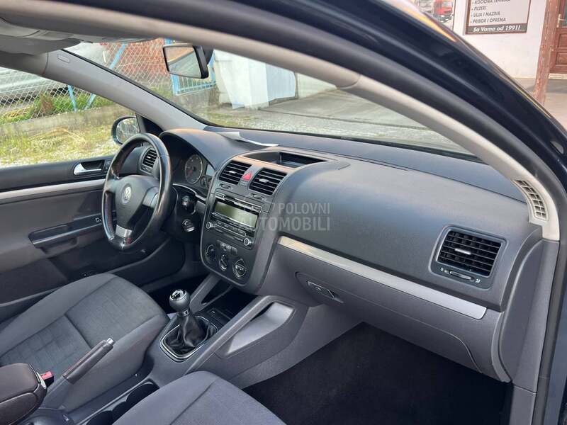 Volkswagen Golf 5 1.9 tdi