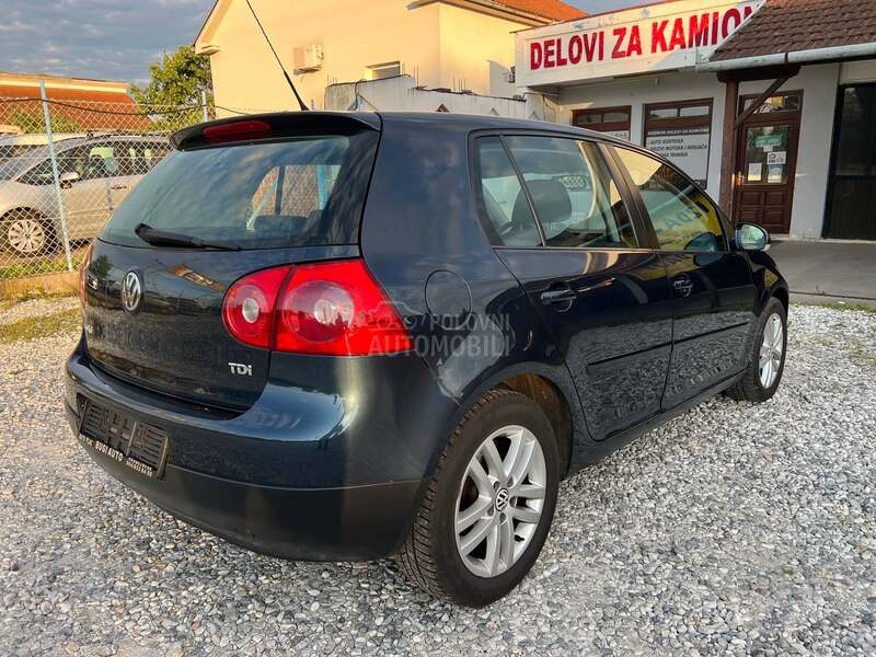 Volkswagen Golf 5 1.9 tdi