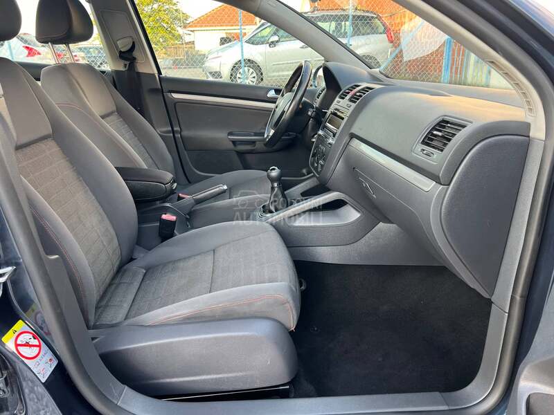 Volkswagen Golf 5 1.9 tdi