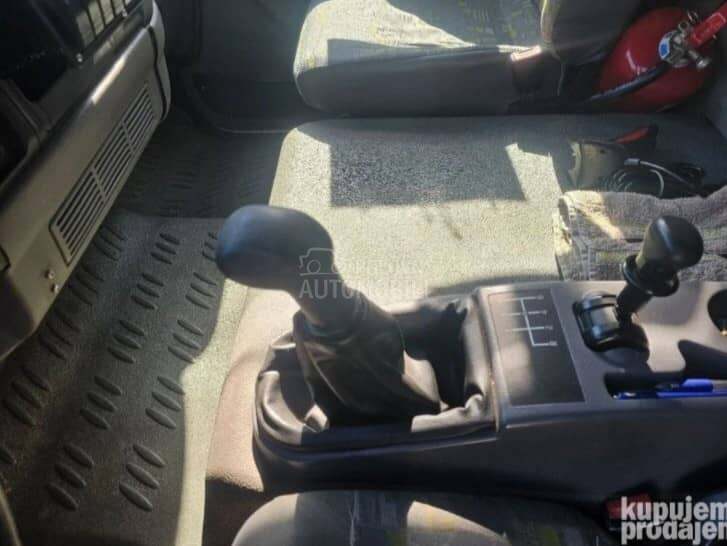 Renault Midlum