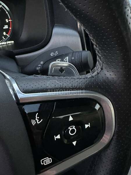 Volvo S90 2.0 D4 MOMENTUM
