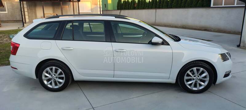 Škoda Octavia 1.6 tdi dsg zamen a