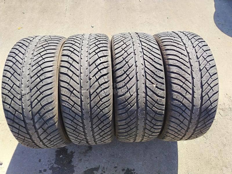 Cooper 235/50 R18 Zimska