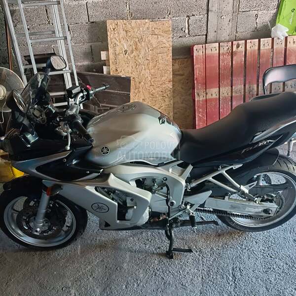 Yamaha Fazer FZ6S
