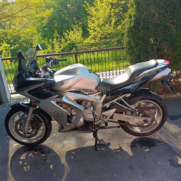 Yamaha Fazer FZ6S